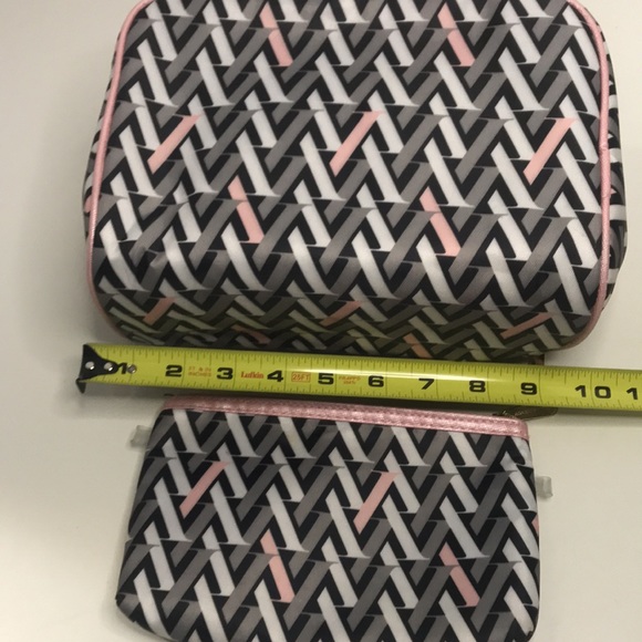 Adrienne Vittadini Cosmetic Case Set - Picture 6 of 8